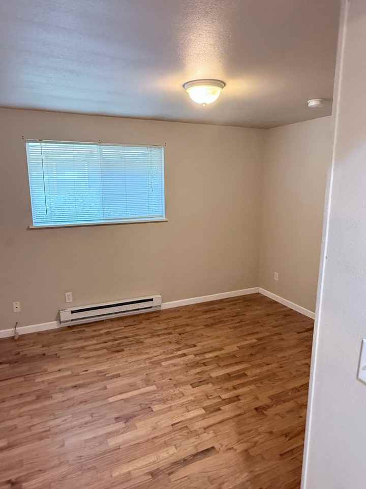 5622 202nd St Sw - Photo 6 of 14
