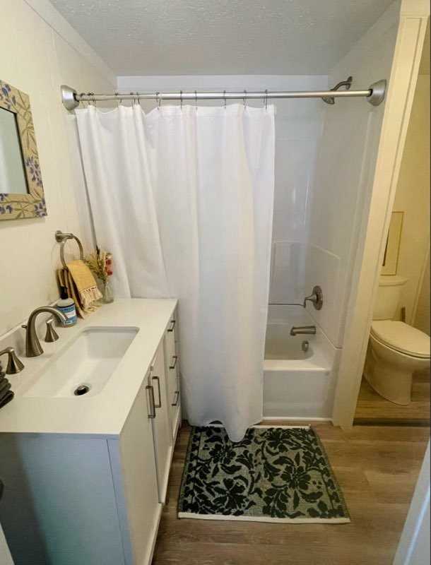 1335 Nw Harmon Blvd - Photo 7 of 14