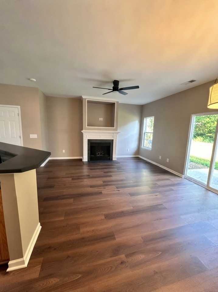 1245 Liberty Bell Ct - Photo 6 of 12