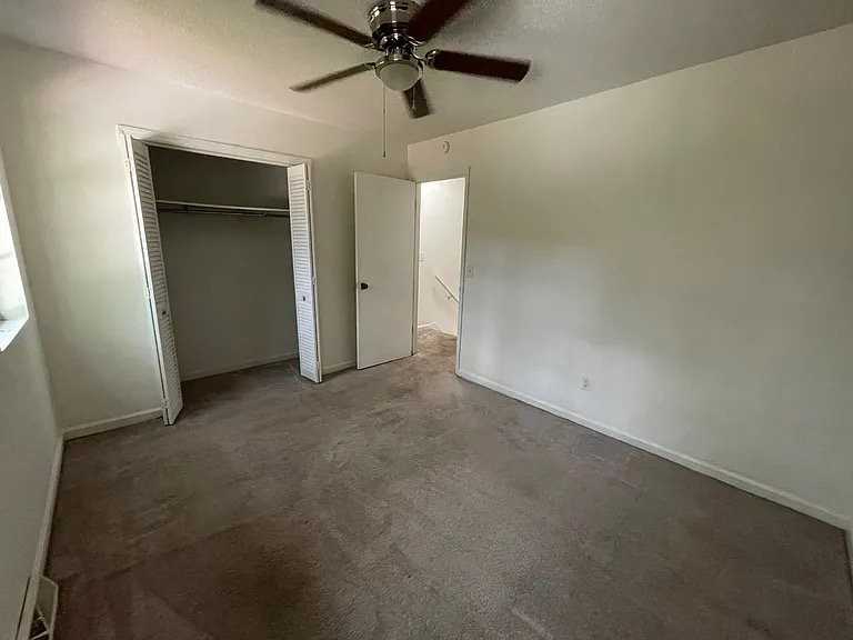 106 Kimeran Ln #D - Photo 5 of 6