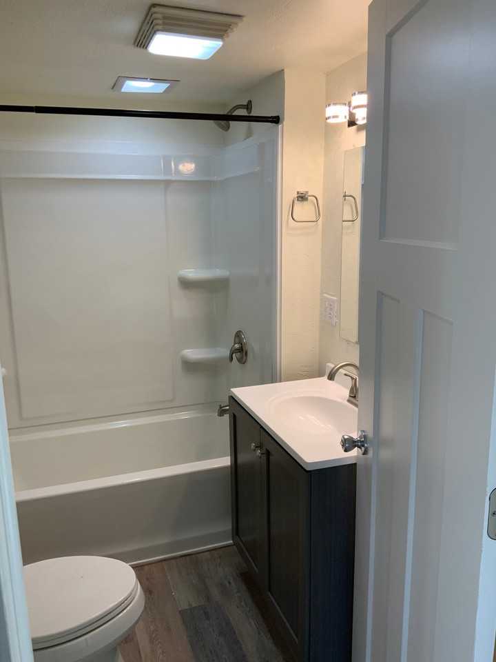 1709 N Helen St - Photo 6 of 10
