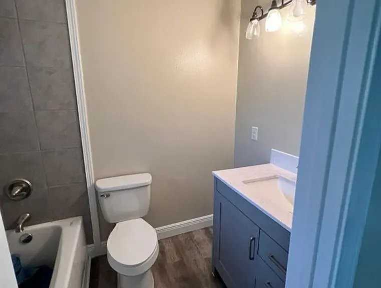 126 Wood Manor Ln - Photo 5 of 11