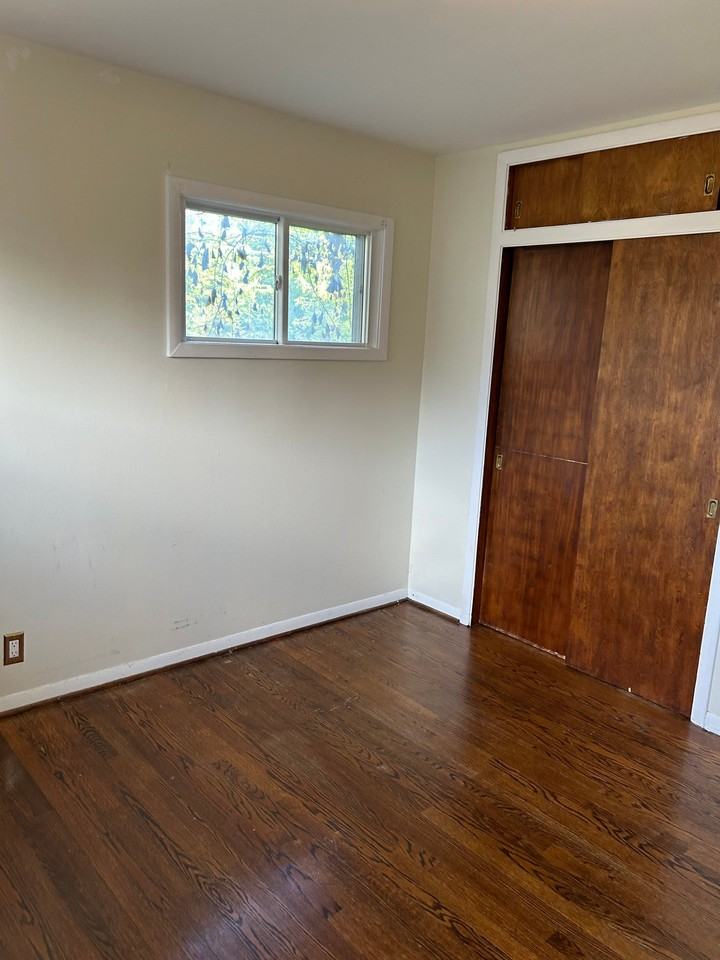 8837 Belleforte Ave - Photo 4 of 13