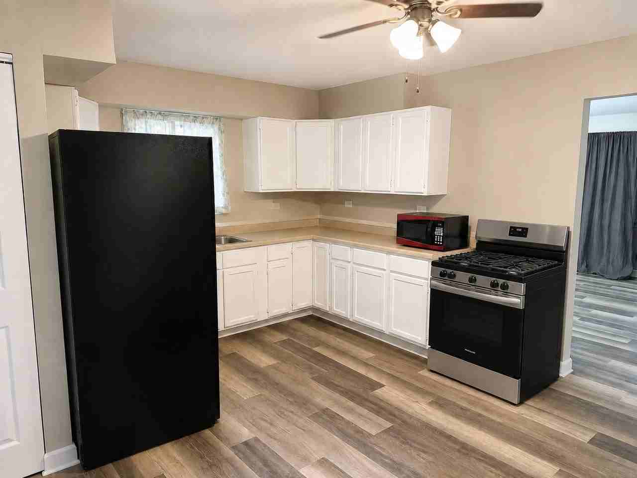 217 S Orchard Dr - Photo 3 of 15