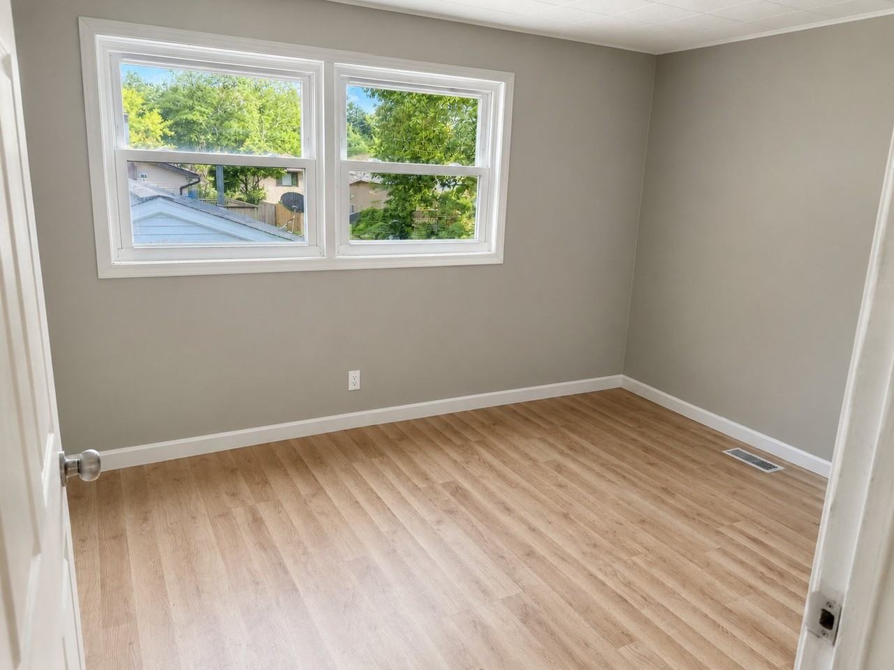 217 S Orchard Dr - Photo 7 of 15