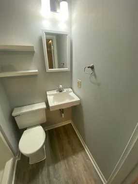 1411 Mcdonald Ave - Photo 7 of 12