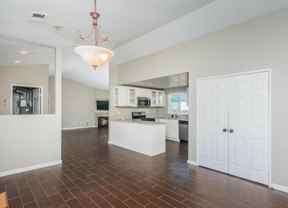 1370 Palomar Pl - Photo 1 of 1