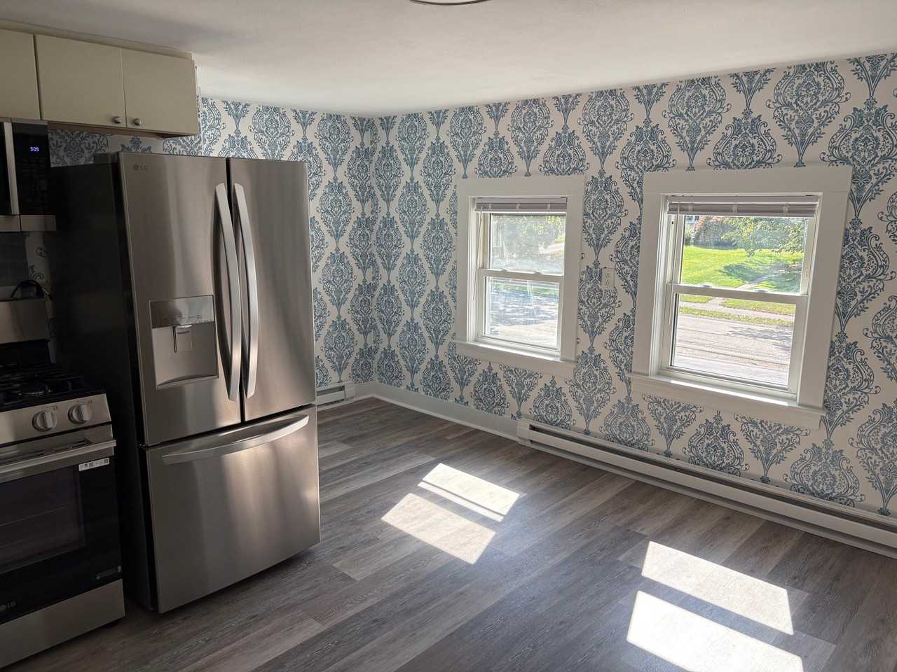 31 Baker St #3 - Photo 4 of 11