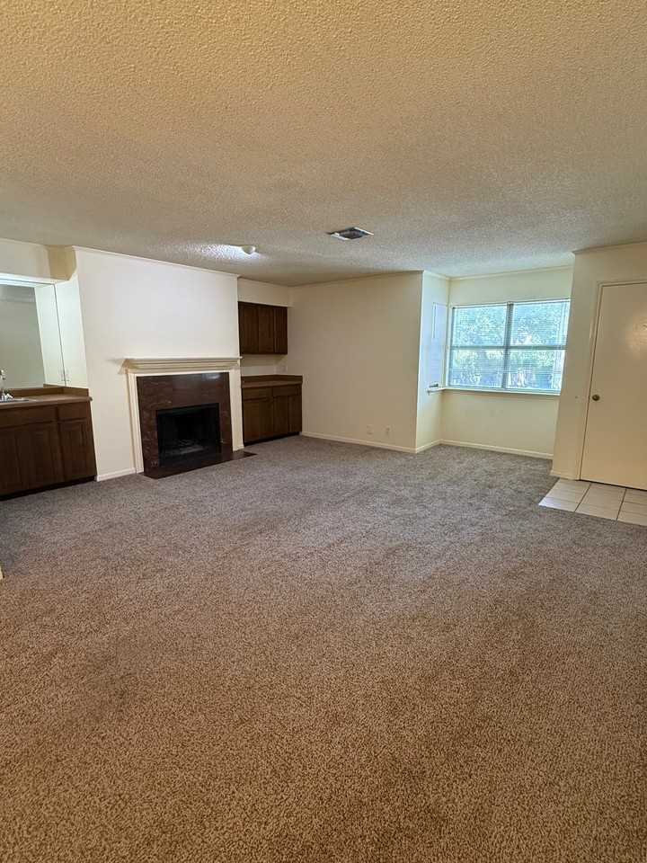 7738 Charmers Rd #907 - Photo 6 of 23