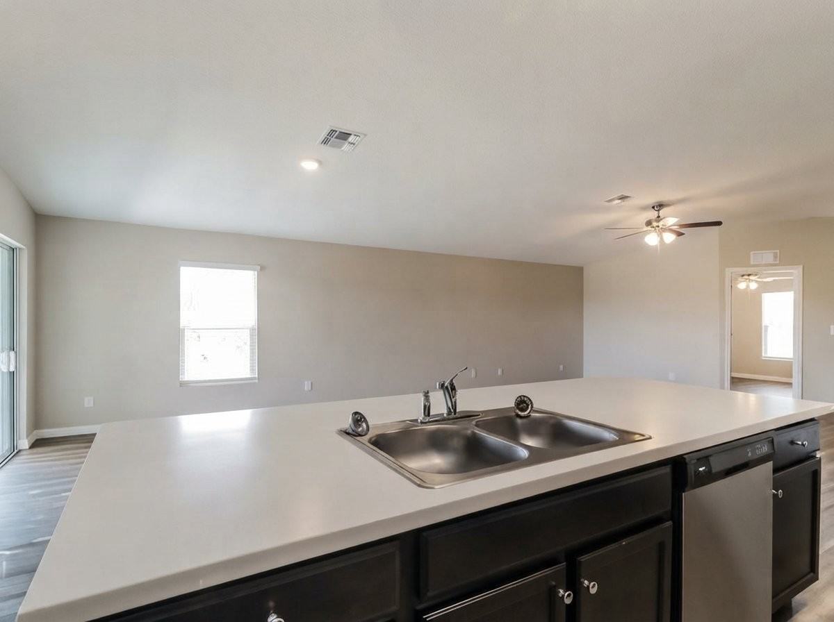 53 Benson St - Photo 2 of 2