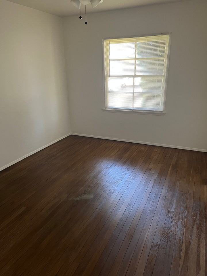 204 Fermoore St #204 - Photo 7 of 10