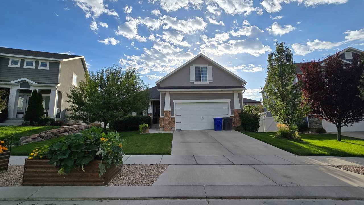 7862 N Sagebrush Ln - Photo 2 of 18