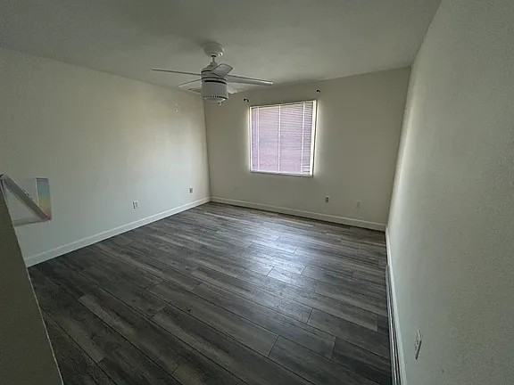 1715 West Pershing Avenue - Photo 2 of 4