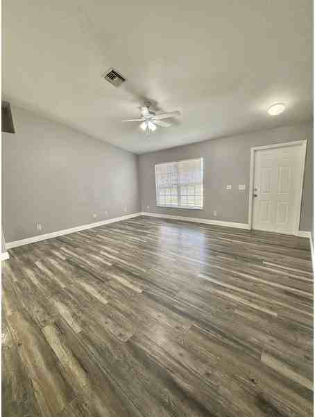 1744 Nw 18th St - Photo 2 of 22