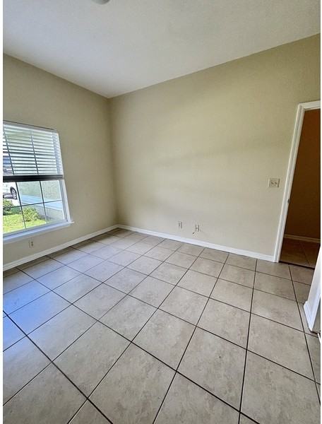 830 Sw 47th Ter - Photo 6 of 34