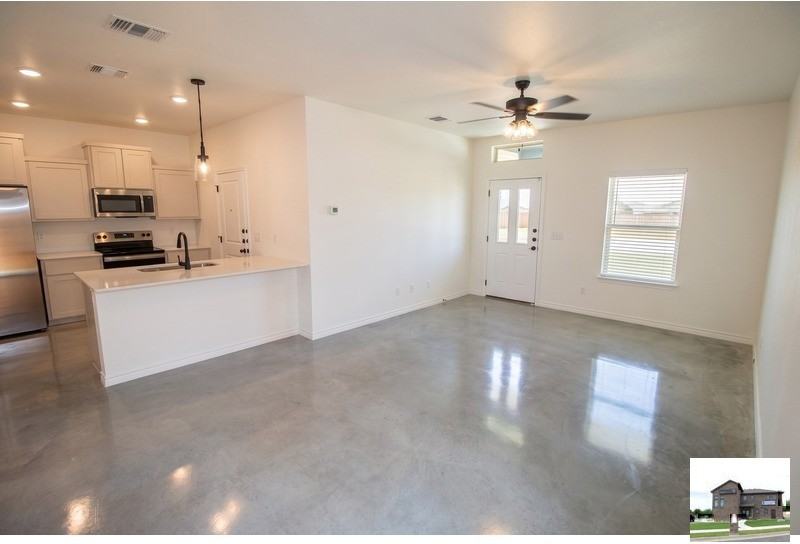 114 Leon Ln #A - Photo 2 of 10