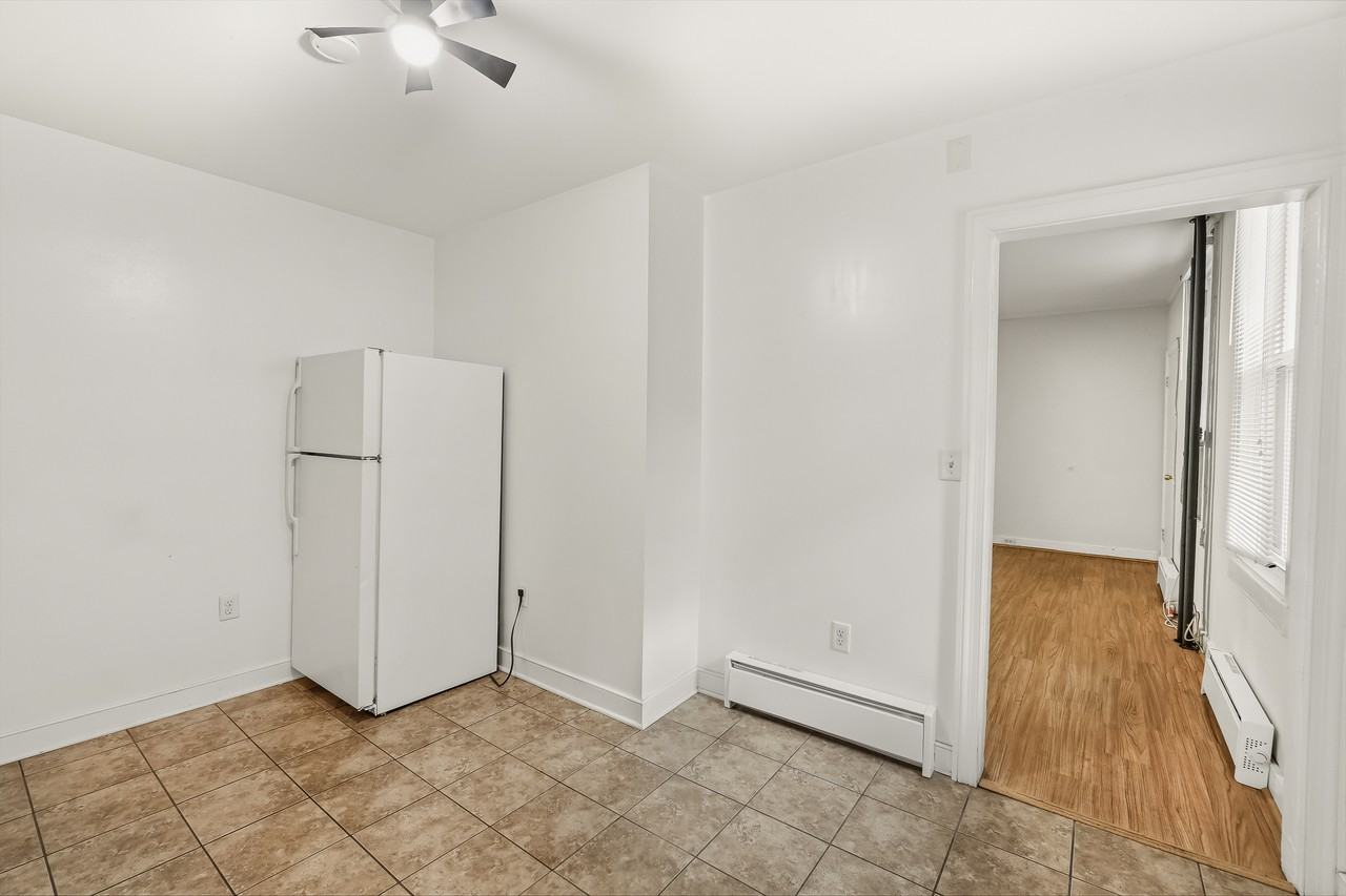 241 E 2nd St #2 - Photo 3 of 27