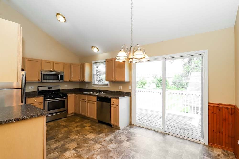 835 N Elmwood Dr #NA - Photo 4 of 11