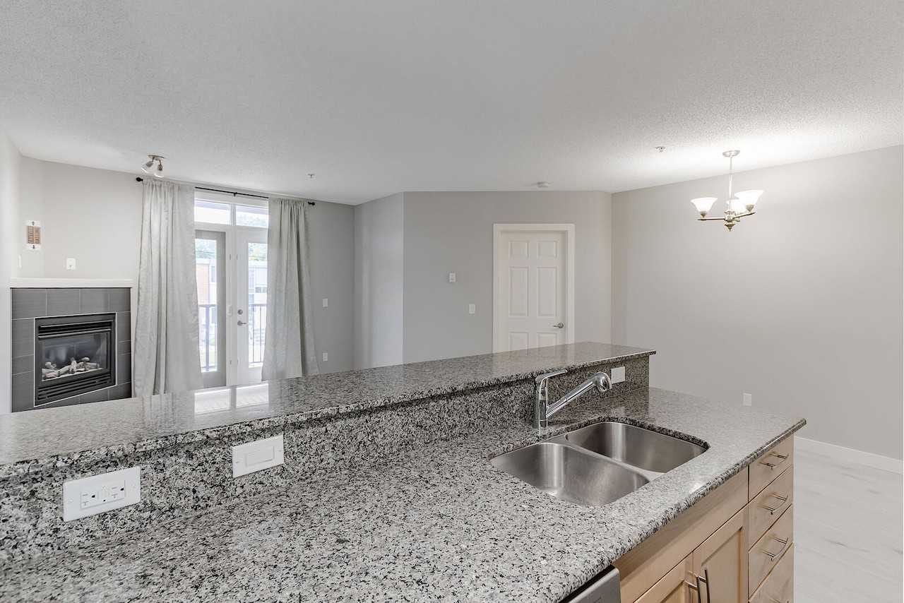 2419 - 2419 Centre Street Northwest - Photo 4 of 19