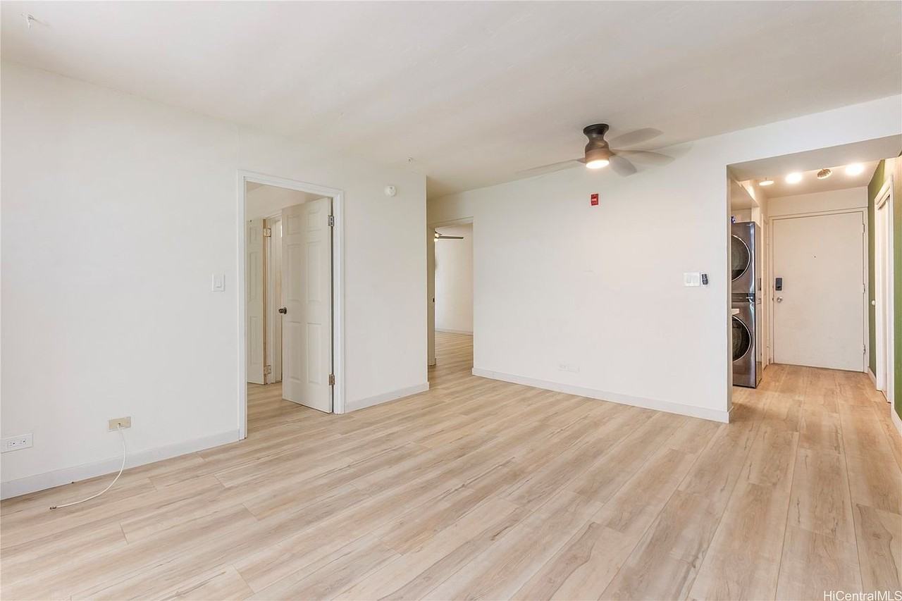 2222 Aloha Dr #127 - Photo 7 of 11