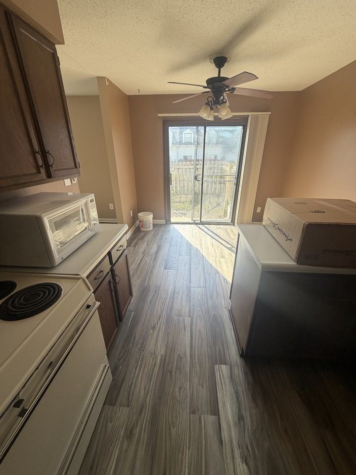 8617 Sweetbriar Ln #NA - Photo 4 of 15