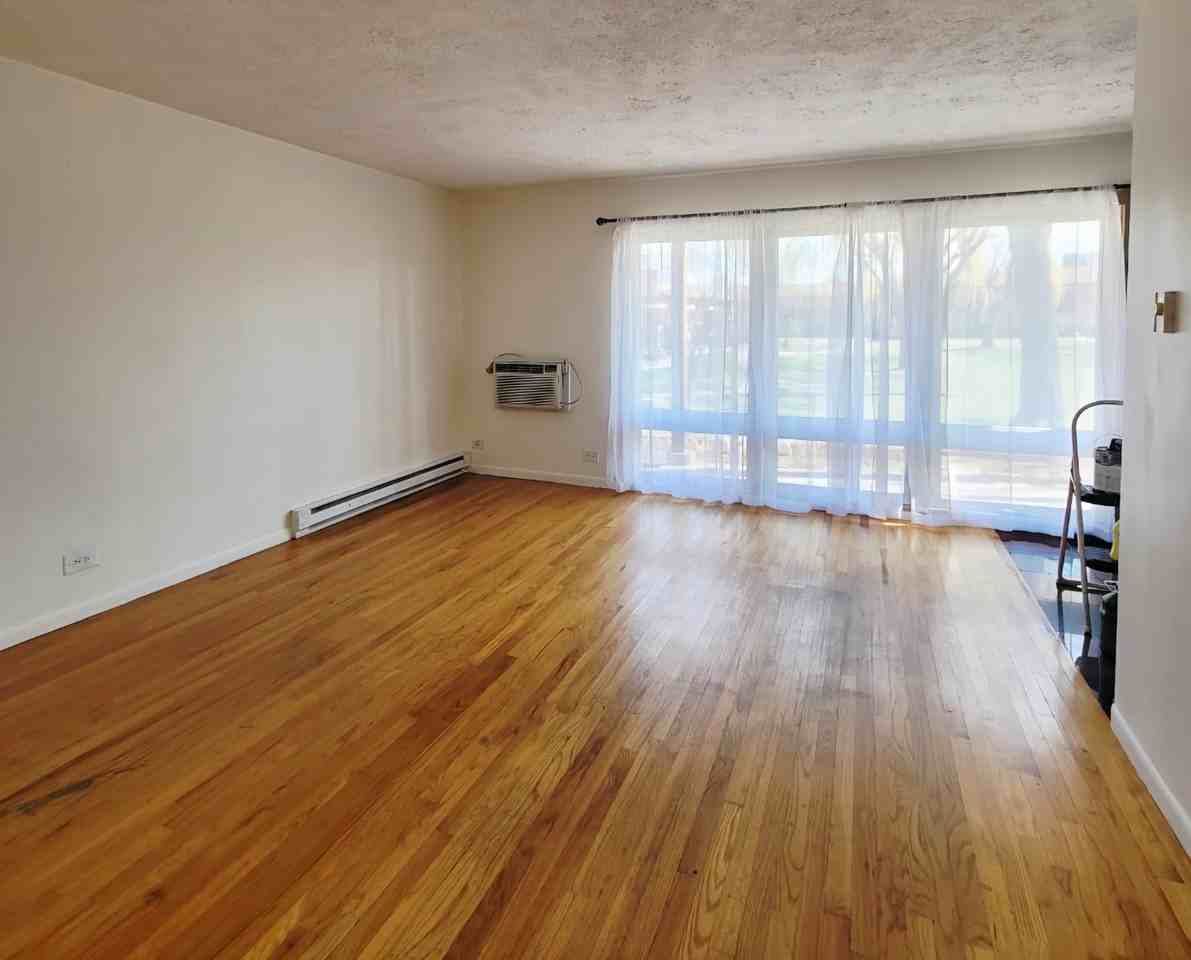 2205 Arbor Circle - Photo 2 of 8