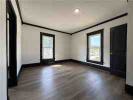featured image of 401 E Twin Springs St #5