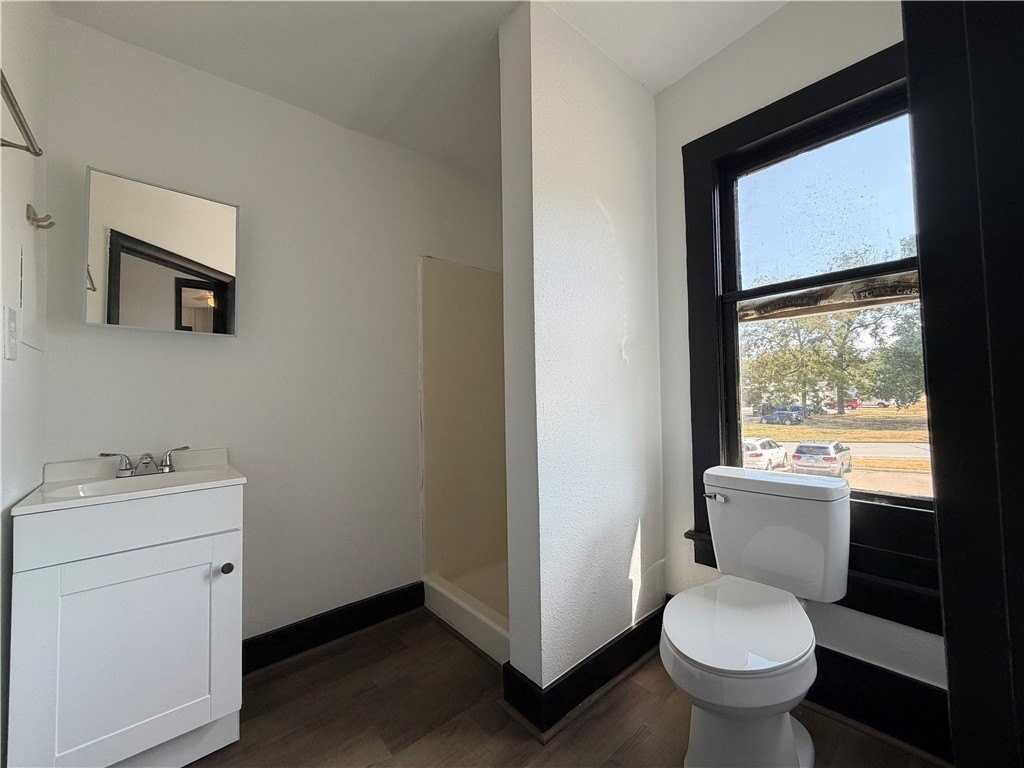 401 E Twin Springs St #7 - Photo 6 of 13