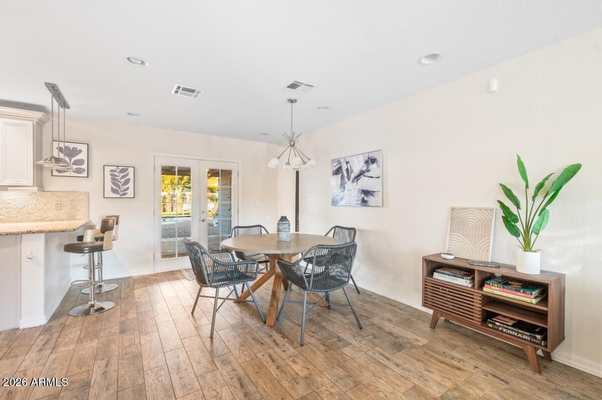 1716 W Berridge Ln - Photo 3 of 16