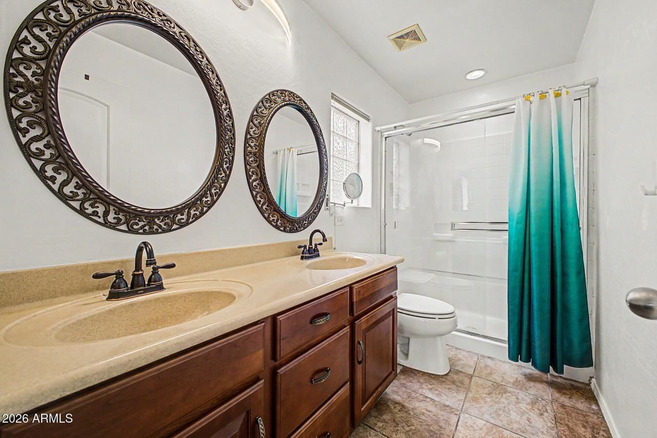 43579 W Arizona Ave - Photo 6 of 38
