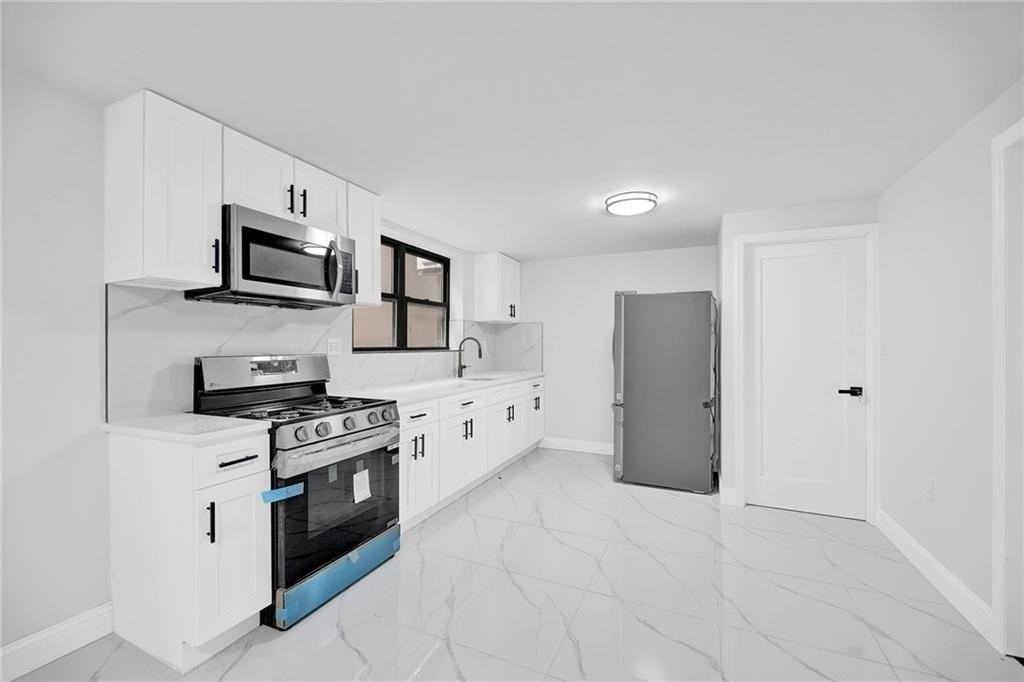 3013 Brighton 5th St - Photo 2 of 12