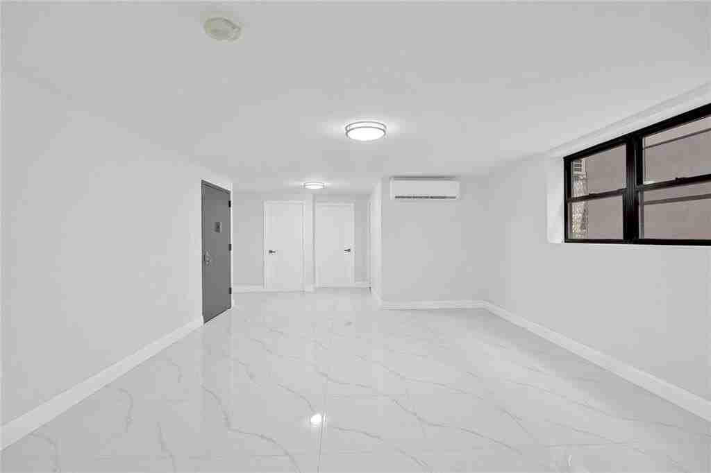 3013 Brighton 5th St - Photo 5 of 12