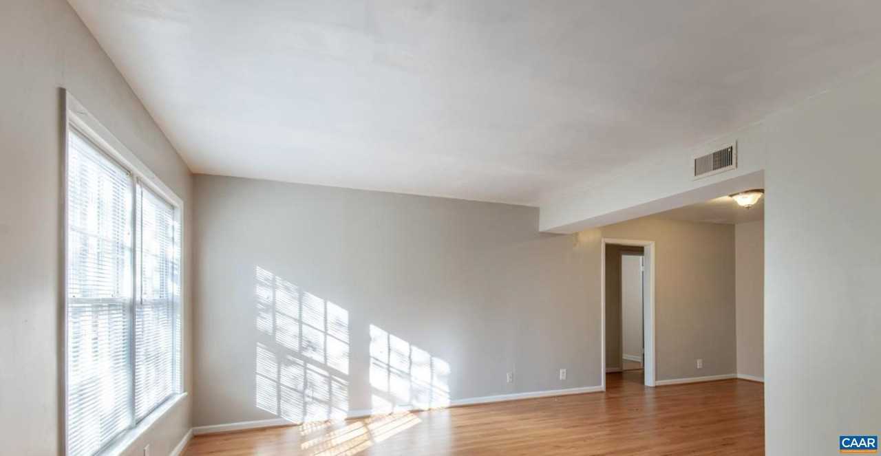 2527 Hydraulic Rd #51 - Photo 6 of 10