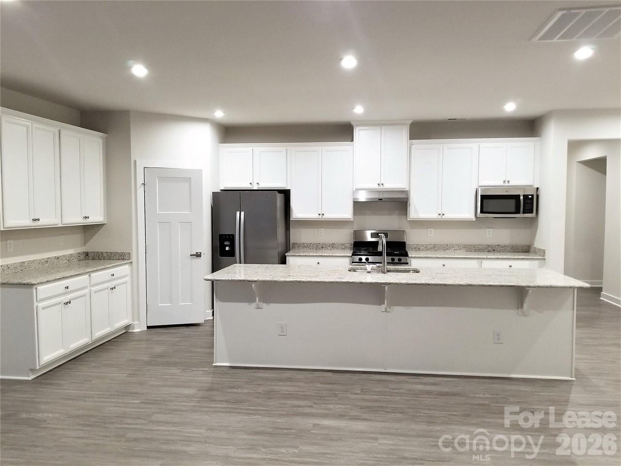 8340 Bretton Woods Dr - Photo 7 of 28