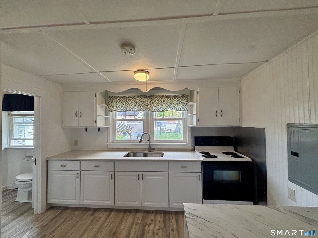 40 Portland Ave - Photo 4 of 38