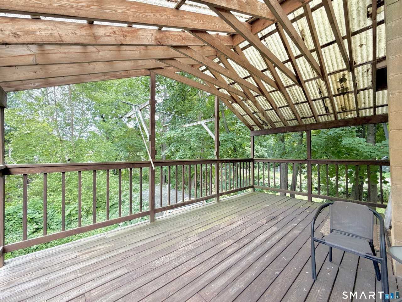 66 Riverside Ave - Photo 5 of 5