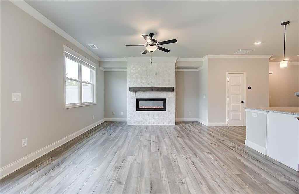 4637 Cypress Landing Way - Photo 5 of 15