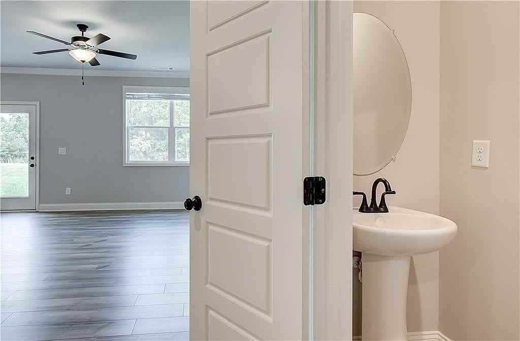 4637 Cypress Landing Way - Photo 6 of 15