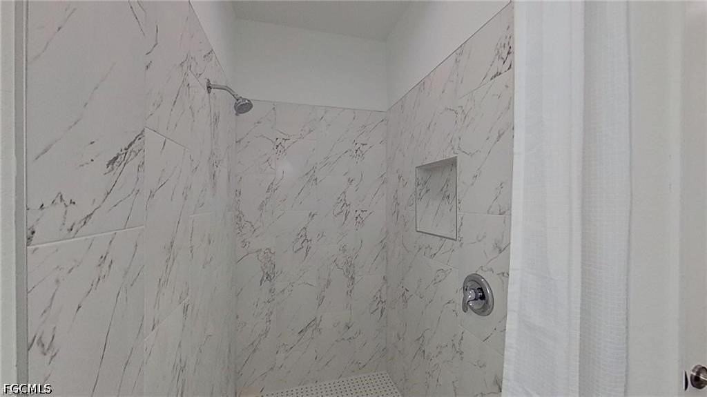 5901 Laura Ave N - Photo 7 of 11