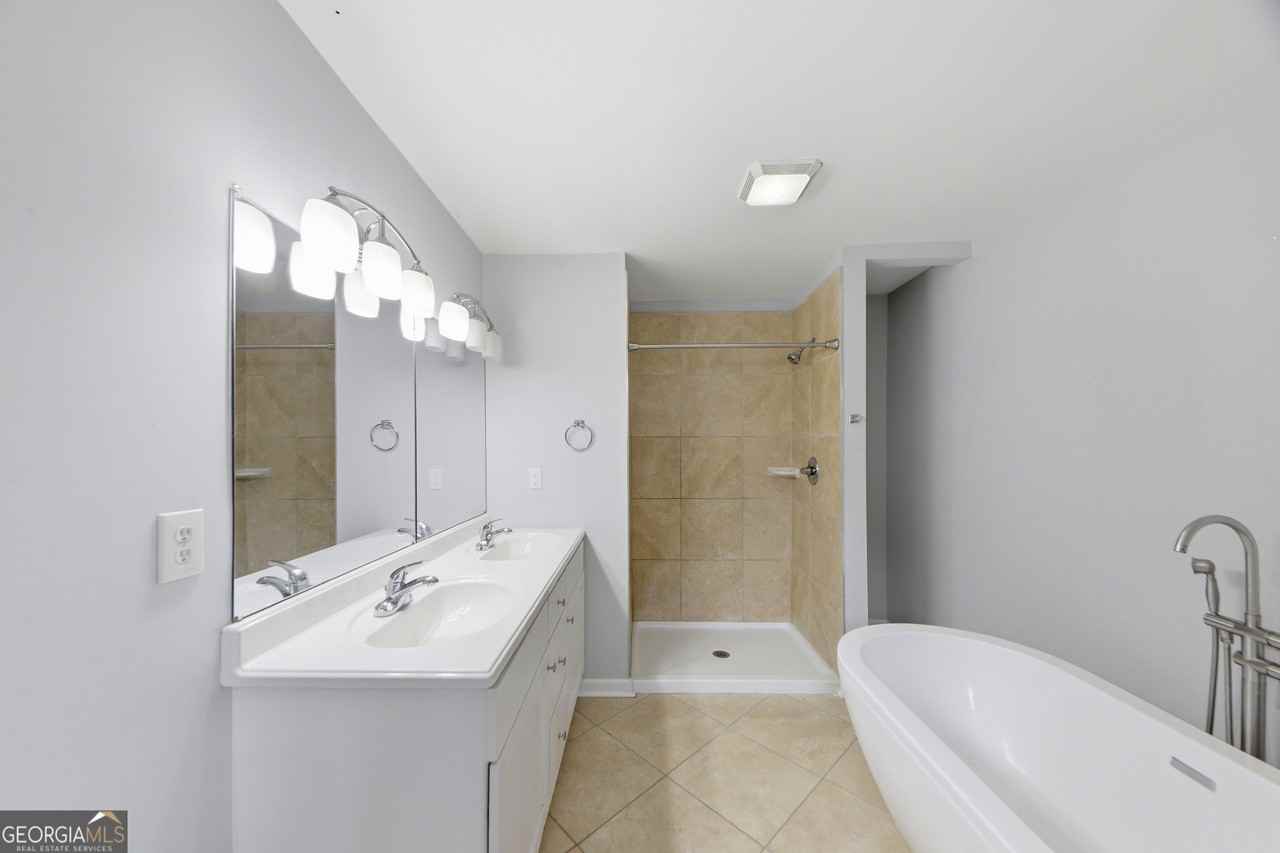 3150 Dogwood Dr - Photo 3 of 3