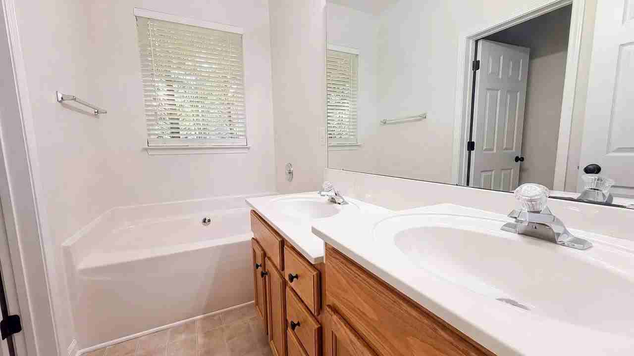 12742 Windyedge Road - Photo 4 of 14