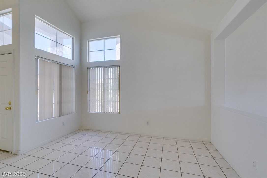 1109 Torington Dr - Photo 5 of 41
