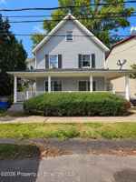 featured image of 1533 Ross Ave