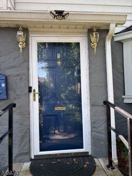 48 Adams Pl - Photo 2 of 37