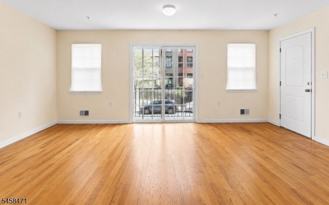 453-455 Washington St #3 - Photo 1 of 1