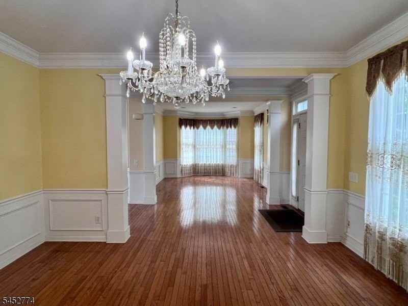 9 Queenberry Way - Photo 5 of 21