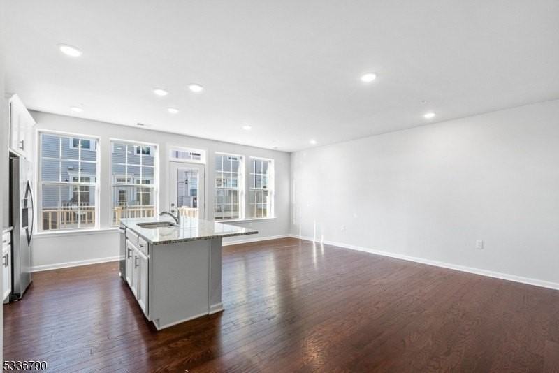 1012 Station Rd - Photo 2 of 18