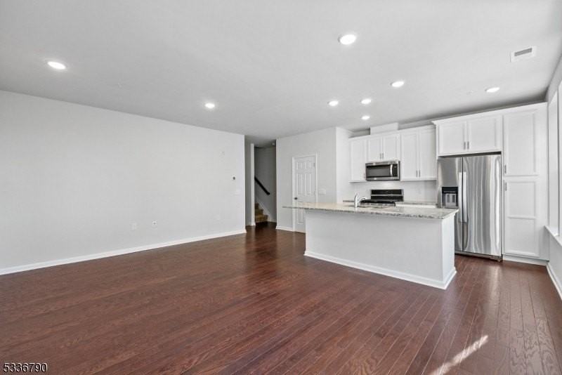 1012 Station Rd - Photo 4 of 18