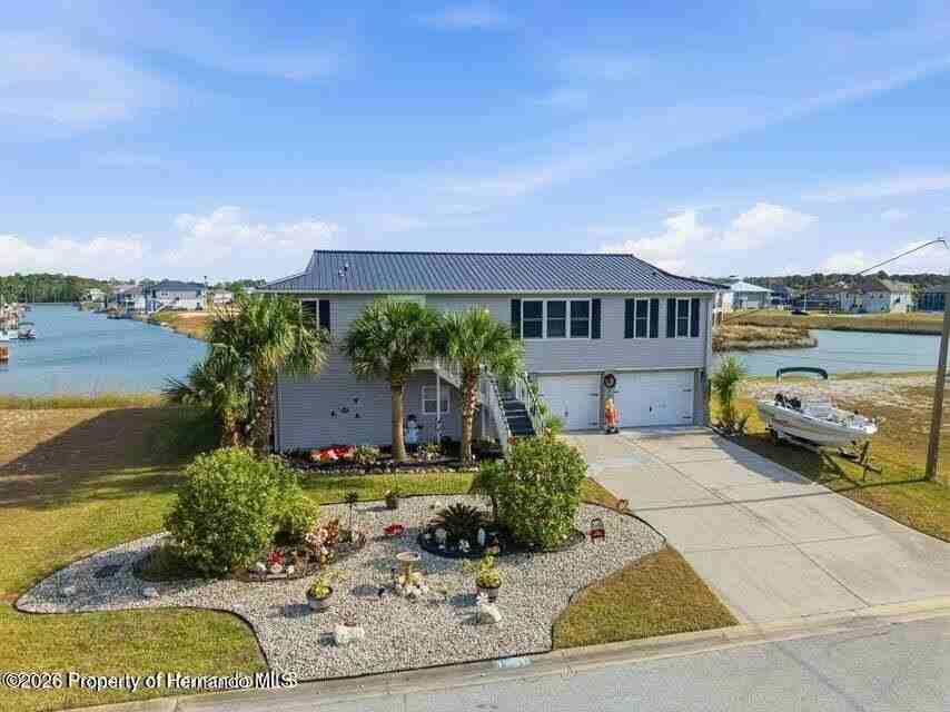 3366 Bluefish Dr - Photo 2 of 40