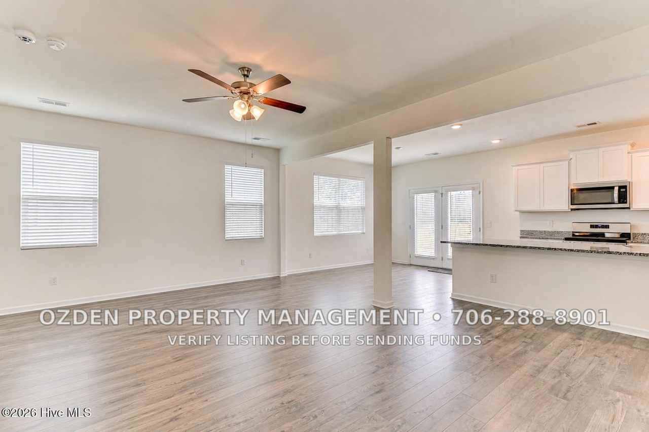 2101 Saltwater Bnd - Photo 5 of 27
